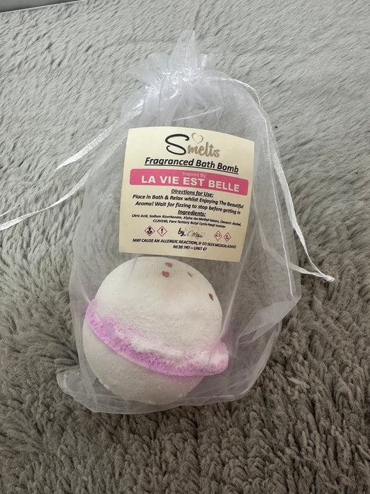 Bath Bomb Inspired By La Vie Est Belle